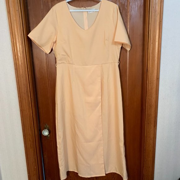 Love Sadie Pale Peach Short Sleeve Wrap Bottom Look Dress Size XL - Picture 10 of 13